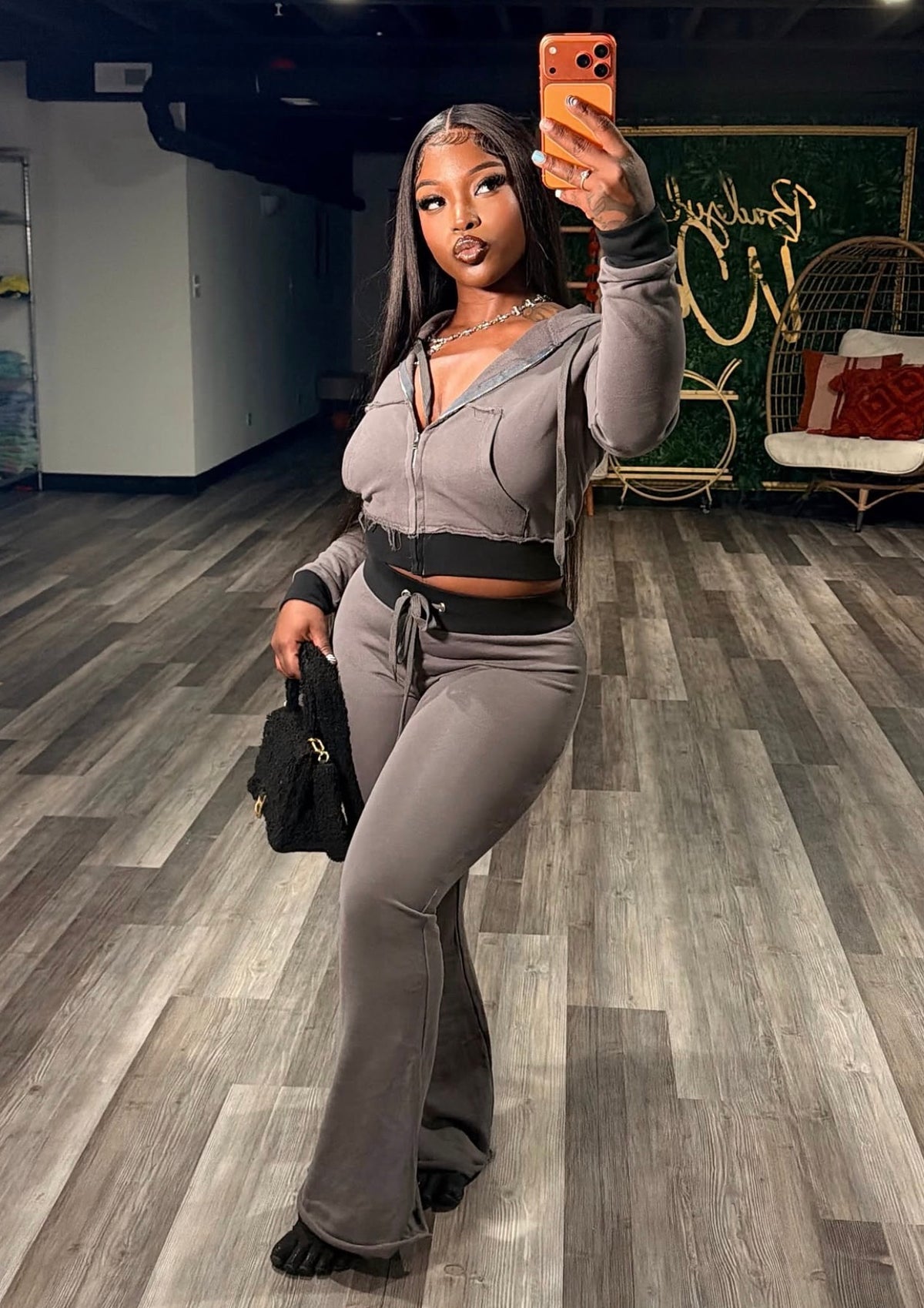 Two Toned Jogger Set 10/5